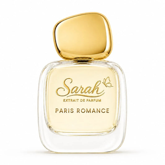 Sarah Paris Romance — ženski Extrait de Parfum, bočica sa zlatnim čepom na bijeloj pozadini